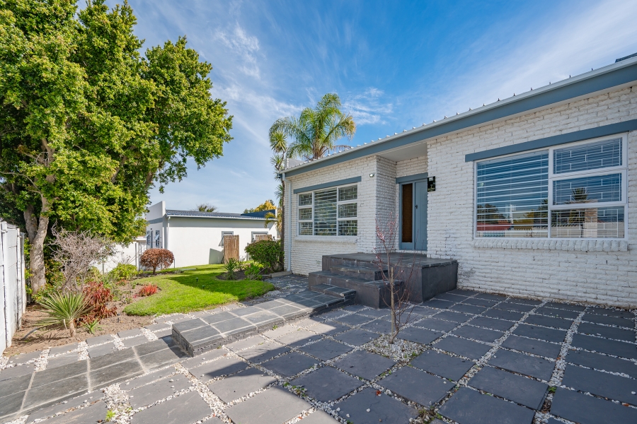 4 Bedroom Property for Sale in Briza Western Cape